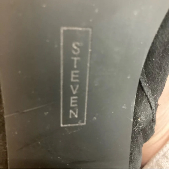 STEVE MADDEN  Sz 9.5 Bennet Suede Pointy Toe Cage Heel Ankle Booties - Picture 12 of 12